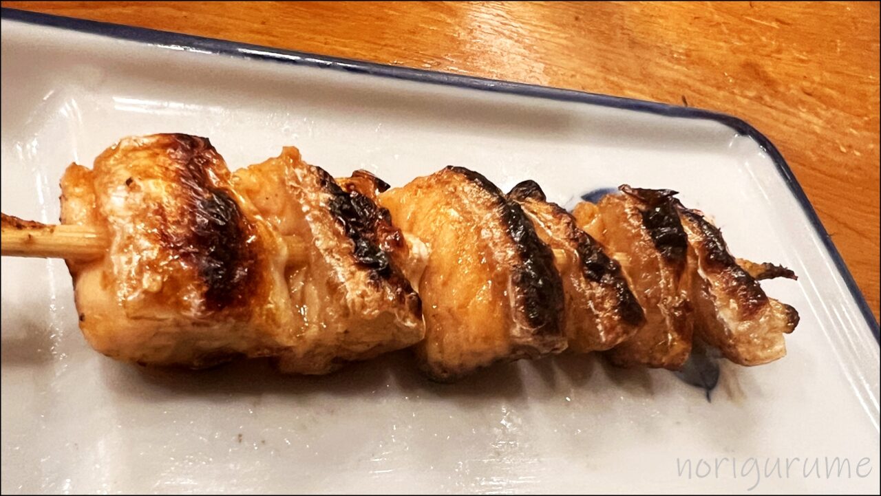 【かぶら屋】串焼き・やきとんが美味しい！鮭ハラスがふわふわほろほろ！カシラも旨い脂が最高【居酒屋レビュー･口コミ･感想･池袋】