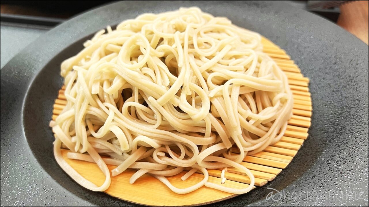 【SOBA CAFE IKEMORI池森そば】革命つけそばがピリ辛で美味しい！お蕎麦の風味も舌ざわりも良い【池森そば･レビュー･口コミ･感想･赤坂】