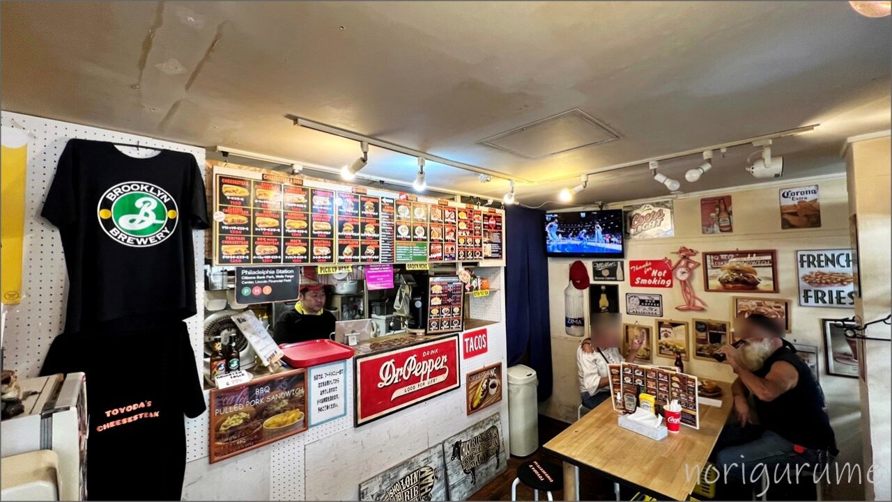 トヨダチーズステーキの店内は明るくアメリカンなオシャレな空間【レビュー･口コミ･感想･幡ヶ谷 】