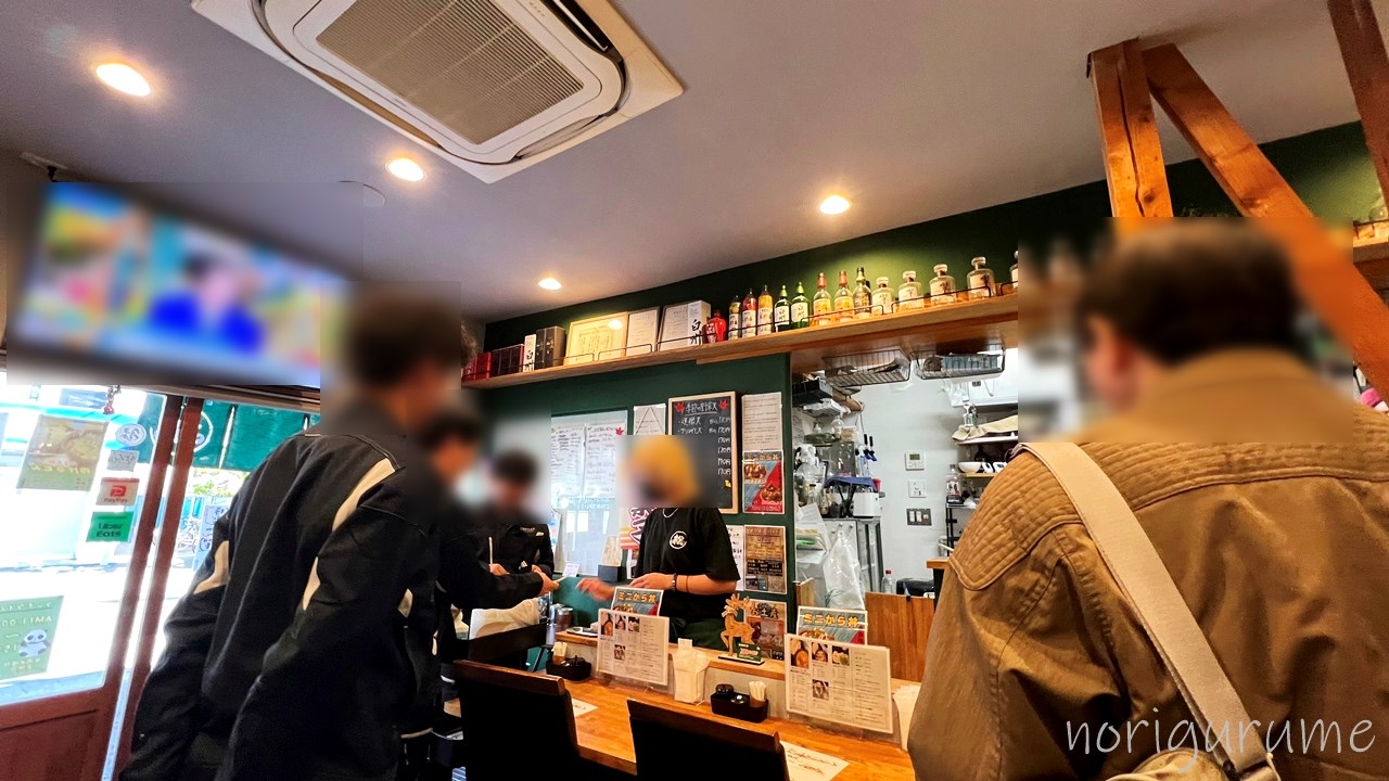 武蔵野うどん 松(与野本町)の店内は明るく広く心地良い空間【レビュー･口コミ･感想･さいたま与野本町】