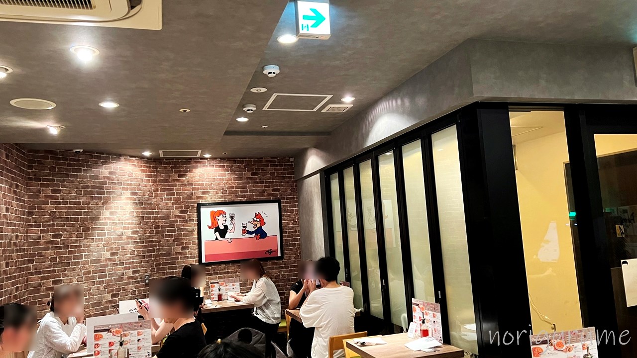 ホームズパスタ 池袋東口店の店内は席数があり回転が早い！【お絶望のパスタレビュー･口コミ･感想】