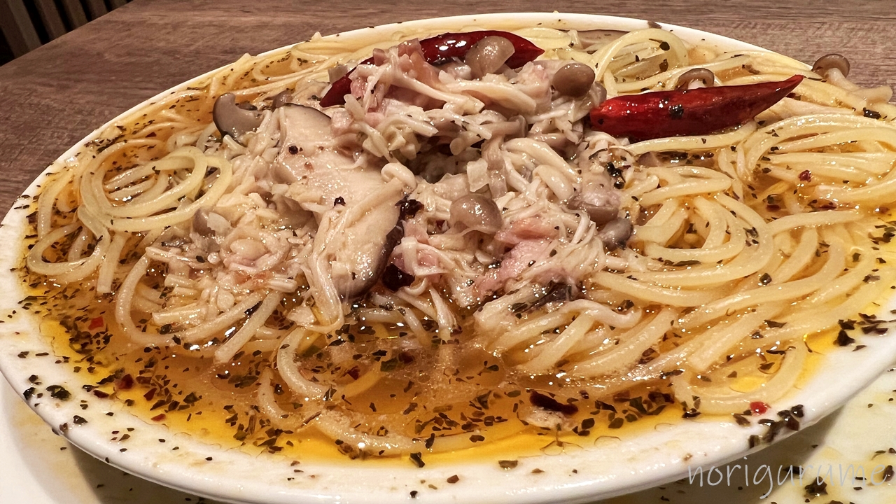 ホームズパスタ 池袋東口店のキノコのペペロンチーノが中トロ･大トロ･肉厚海老にいくらなど全部が美味しい！【レビュー･口コミ･感想】