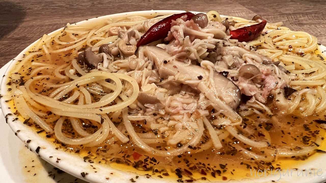 ホームズパスタ 池袋東口店のキノコのペペロンチーノが中トロ･大トロ･肉厚海老にいくらなど全部が美味しい！【レビュー･口コミ･感想】